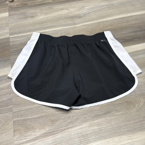 Adidas athletic shorts size medium - Picture 7 of 7
